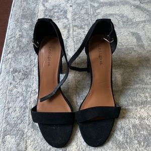Black heals size 8 women’s
